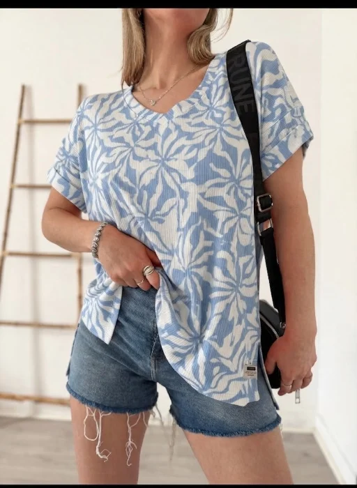 Remera Escote en V