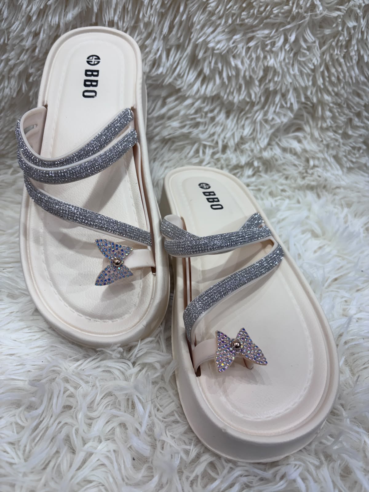 Sandalia Brillante Mariposa Bbo 35 al 40 - d6444856-f822-4f08-befa-a5f89981af18.jfif