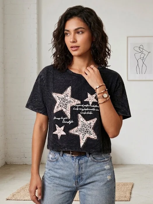 Remera Batik con Strass