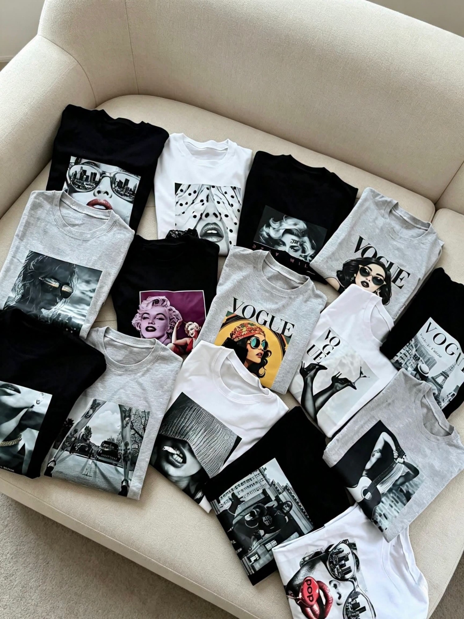 Remera con Estampa con Manga de Encaje - Imagen 3