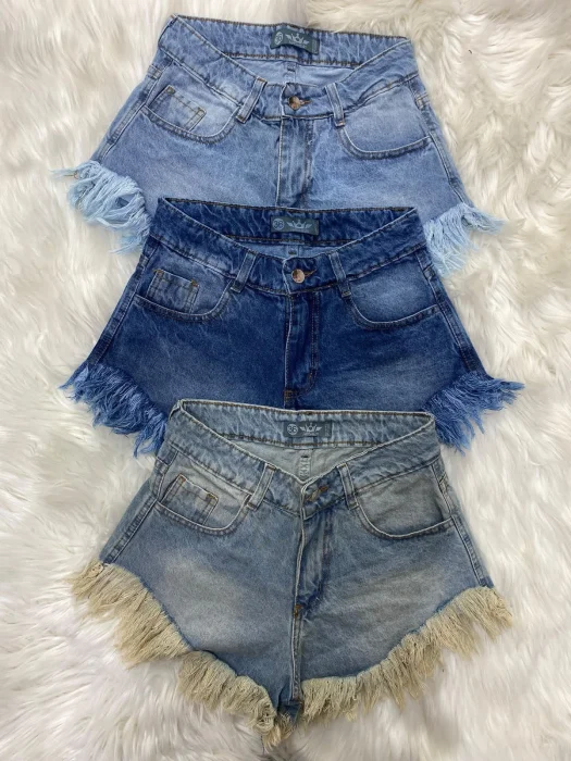Shorts con Flecos