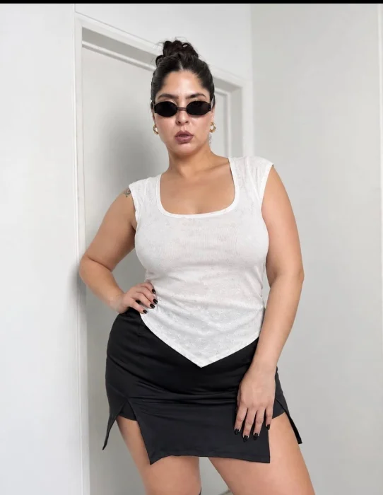 Musculosa de Fiesta Curvy