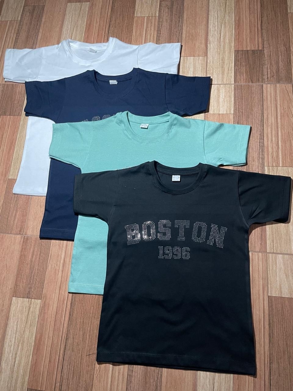Remera  de  Niño Estampado en  Pedrería Algodón Peinado - Imagen 2