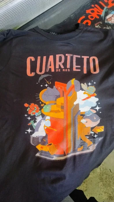 León Rock Remeras