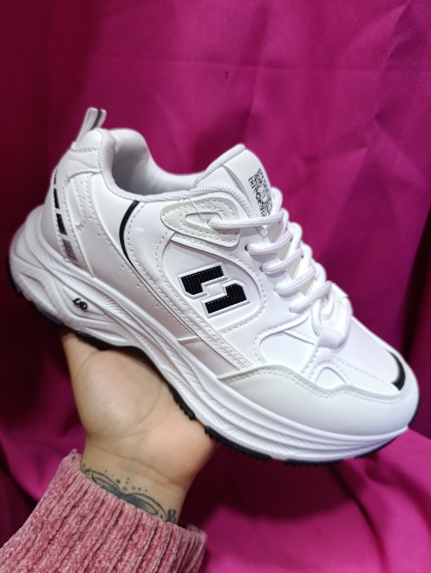 Zapatillas Importados en 3 Colores en Stock - Imagen 2