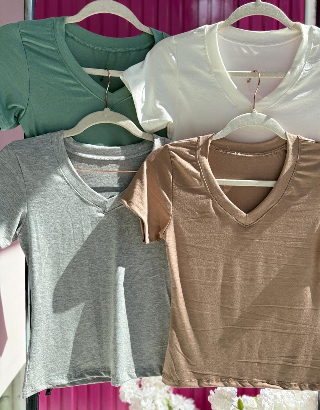 Remera Cuello V Modal Viscoso - Imagen 2