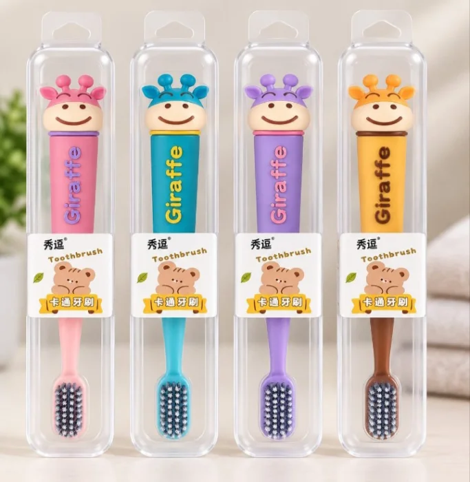 Cepillos de Dientes Infantiles en Estuche