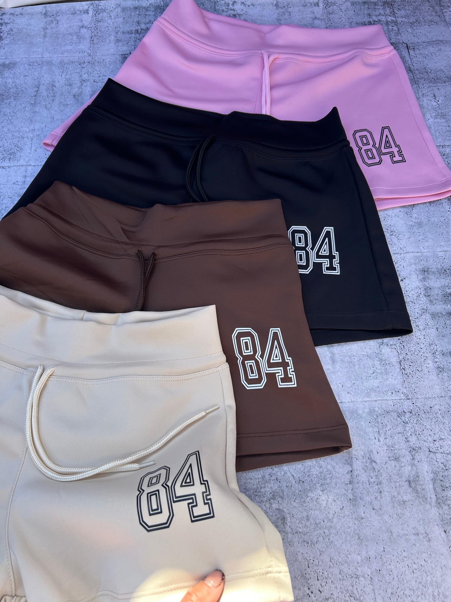 Short 84 - Imagen 2