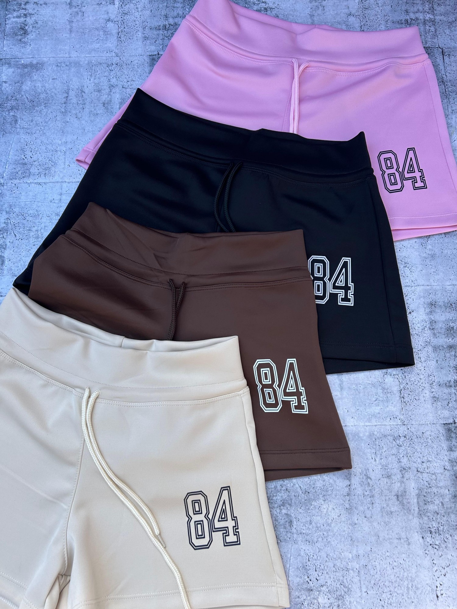 Short 84 - Imagen 3