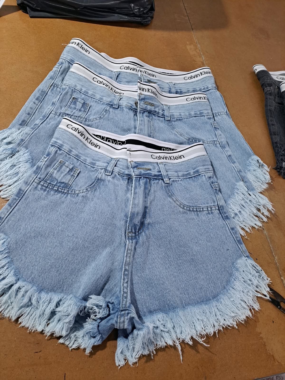Shorts Calvin Playero - Imagen 3