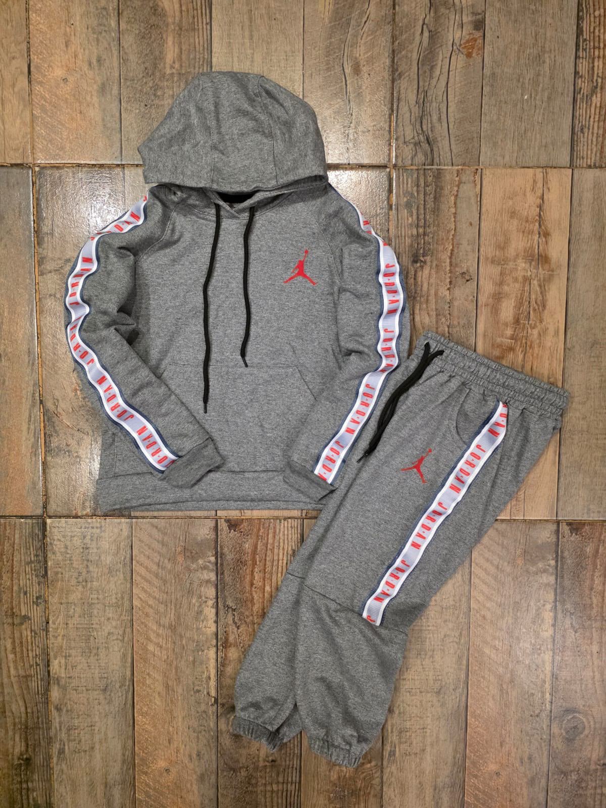 Liquidación Conjunto Jordan de Rustico Peinado* - ea3570f5-8fae-4aaa-8159-08e99cc6c0d1.jpeg