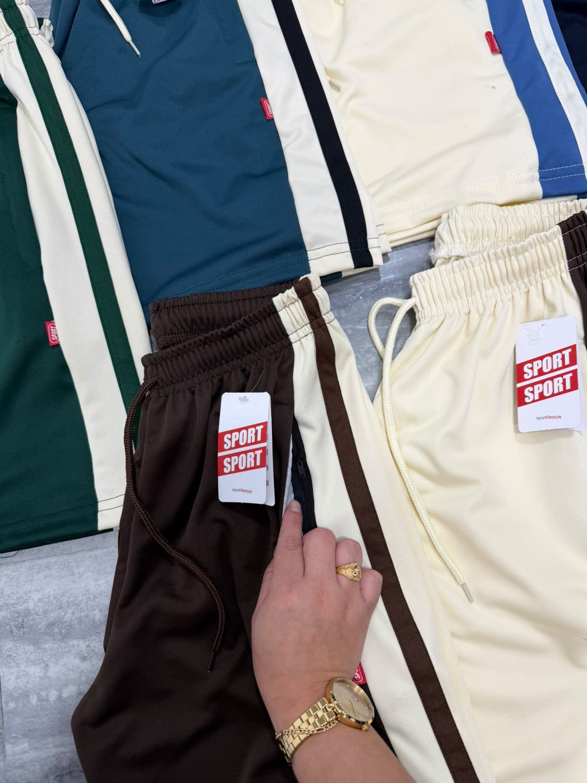 Short Deportivo Bicolor - 6b7a88e6-d181-47e9-a4d2-b7236e587f32.jpeg