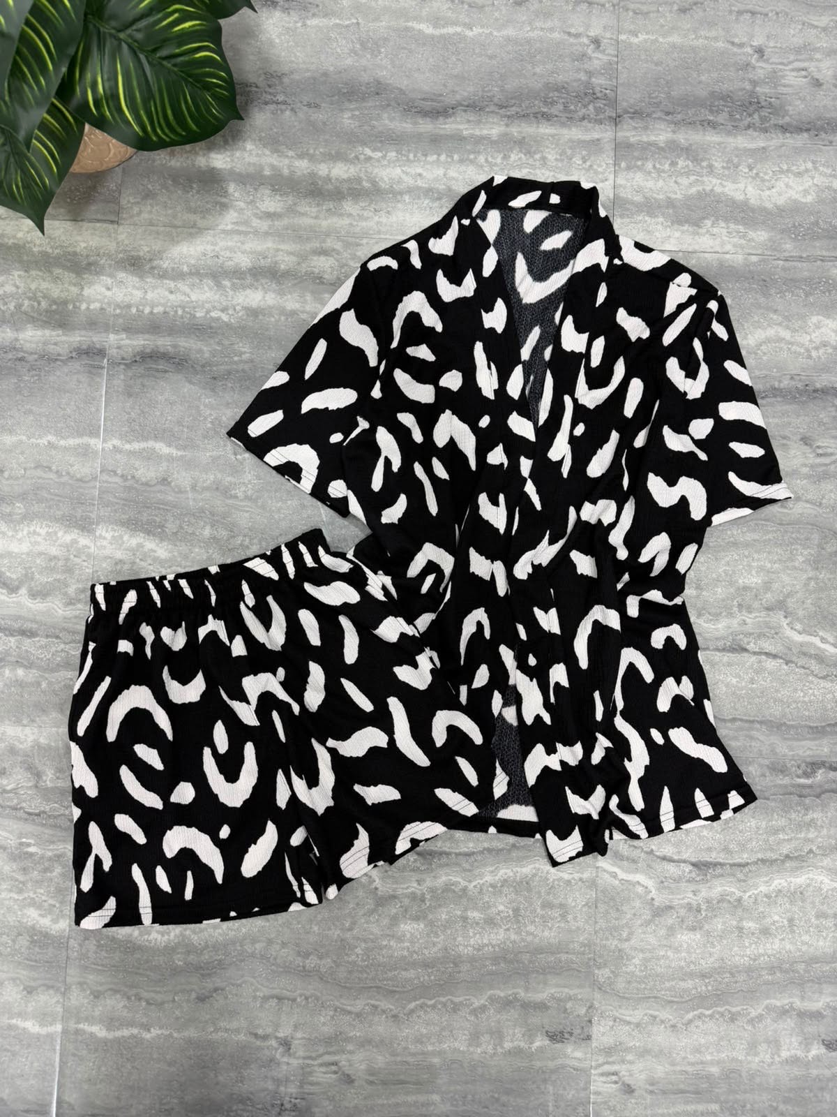 Conjunto Kimono de Hawái - f9743ce8-9ee0-475e-ae5f-7ef668a0c047.jpeg