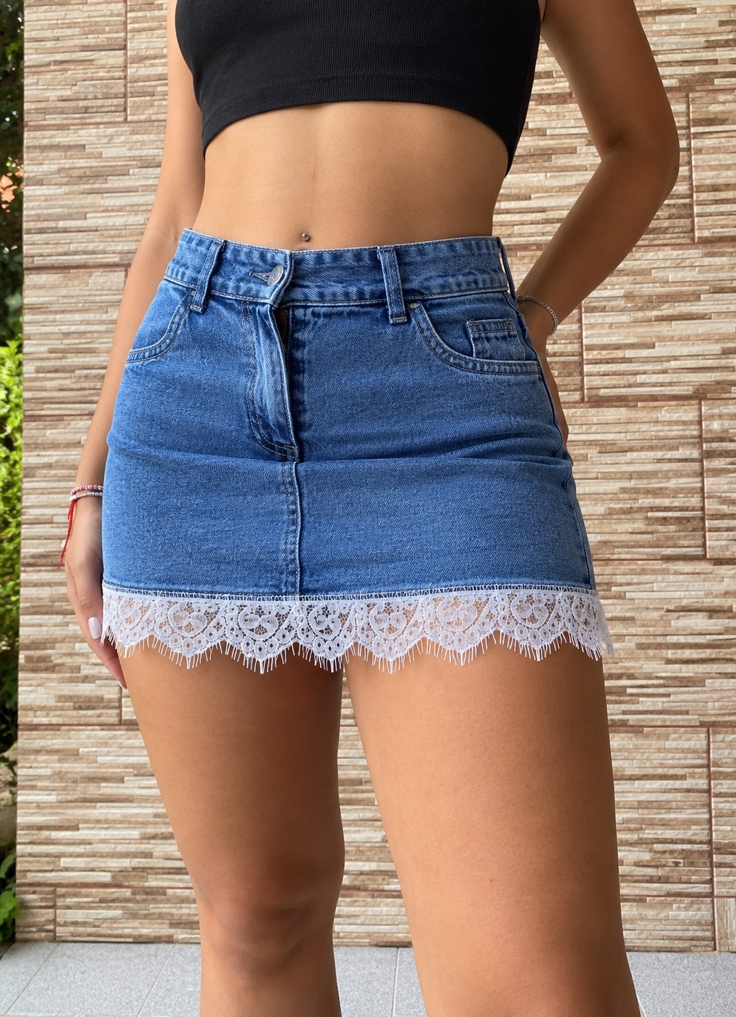 Short Pollera Elastizad con Puntilla Delantera - Imagen 2