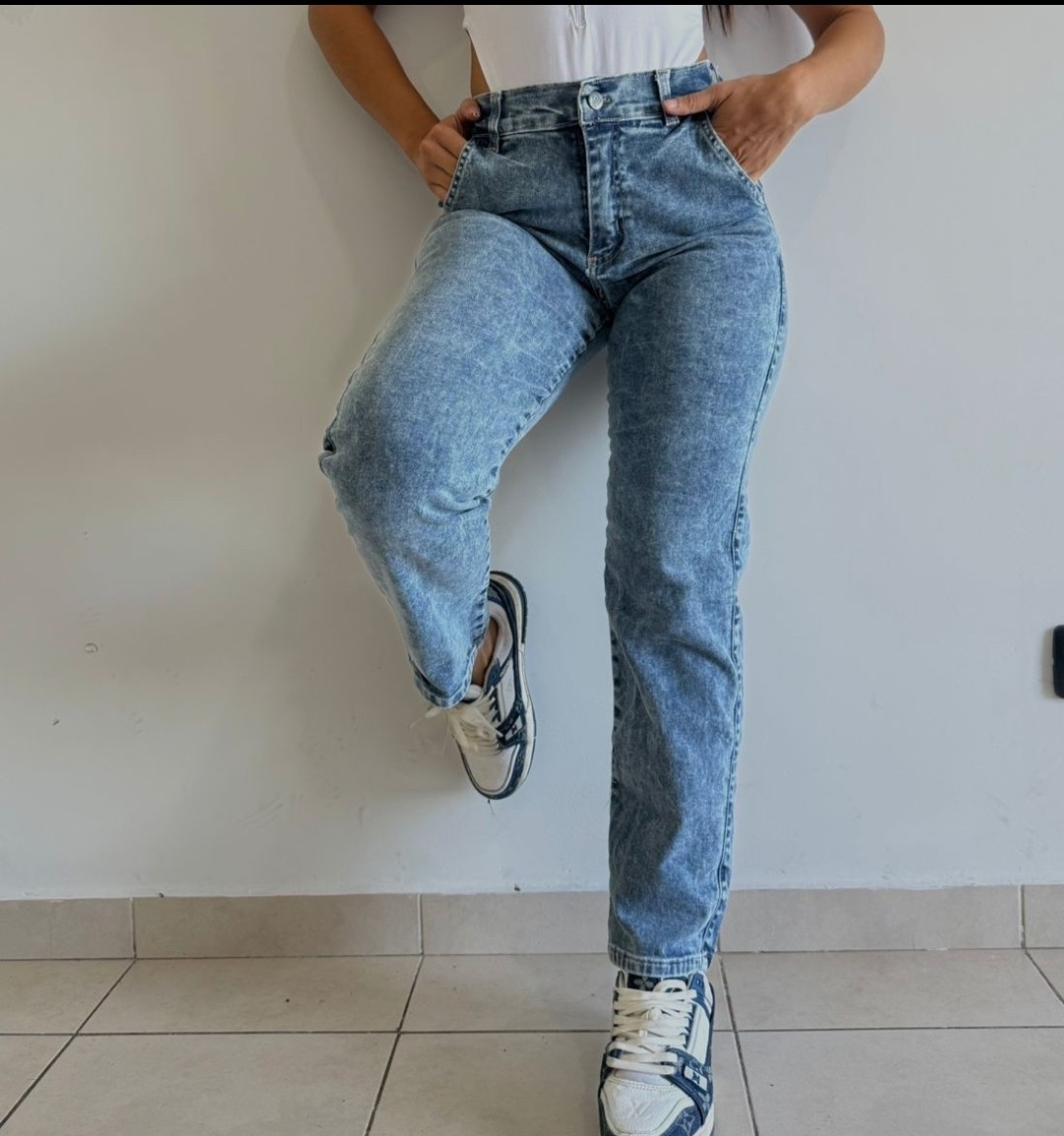 Jeans Mom - Imagen 3