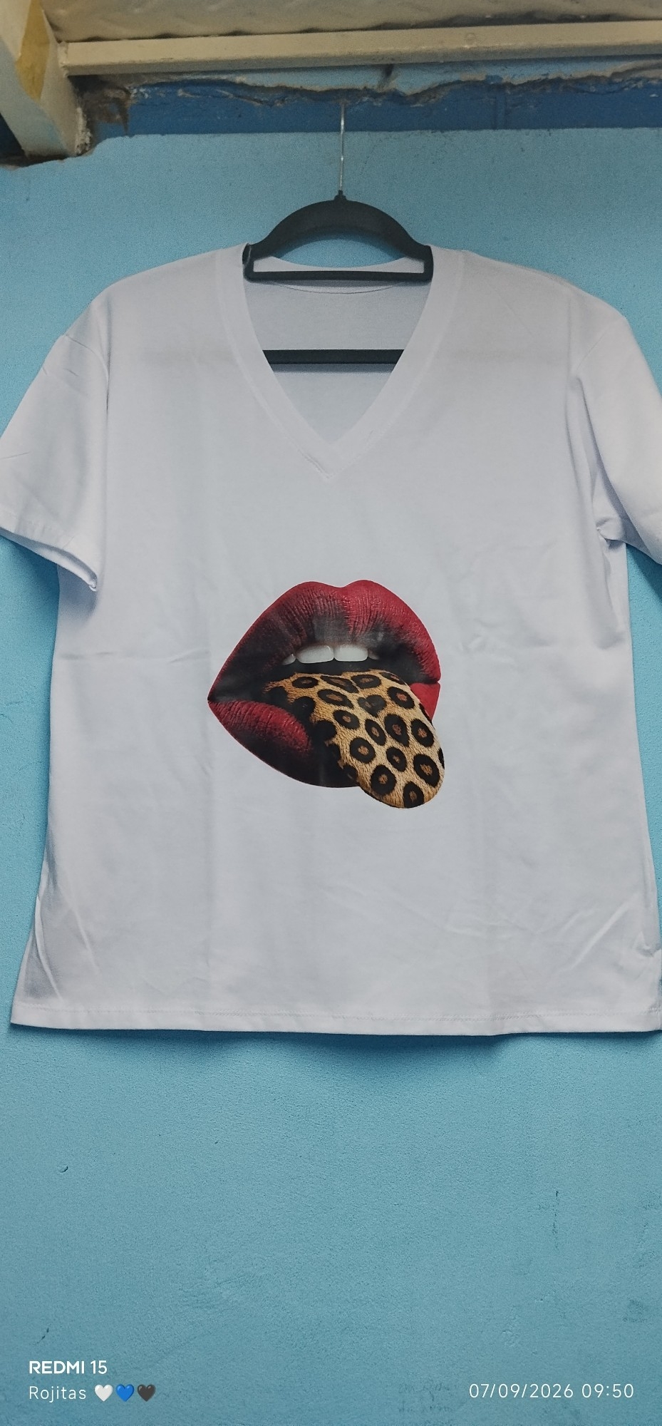 Remera Escote V - Imagen 3