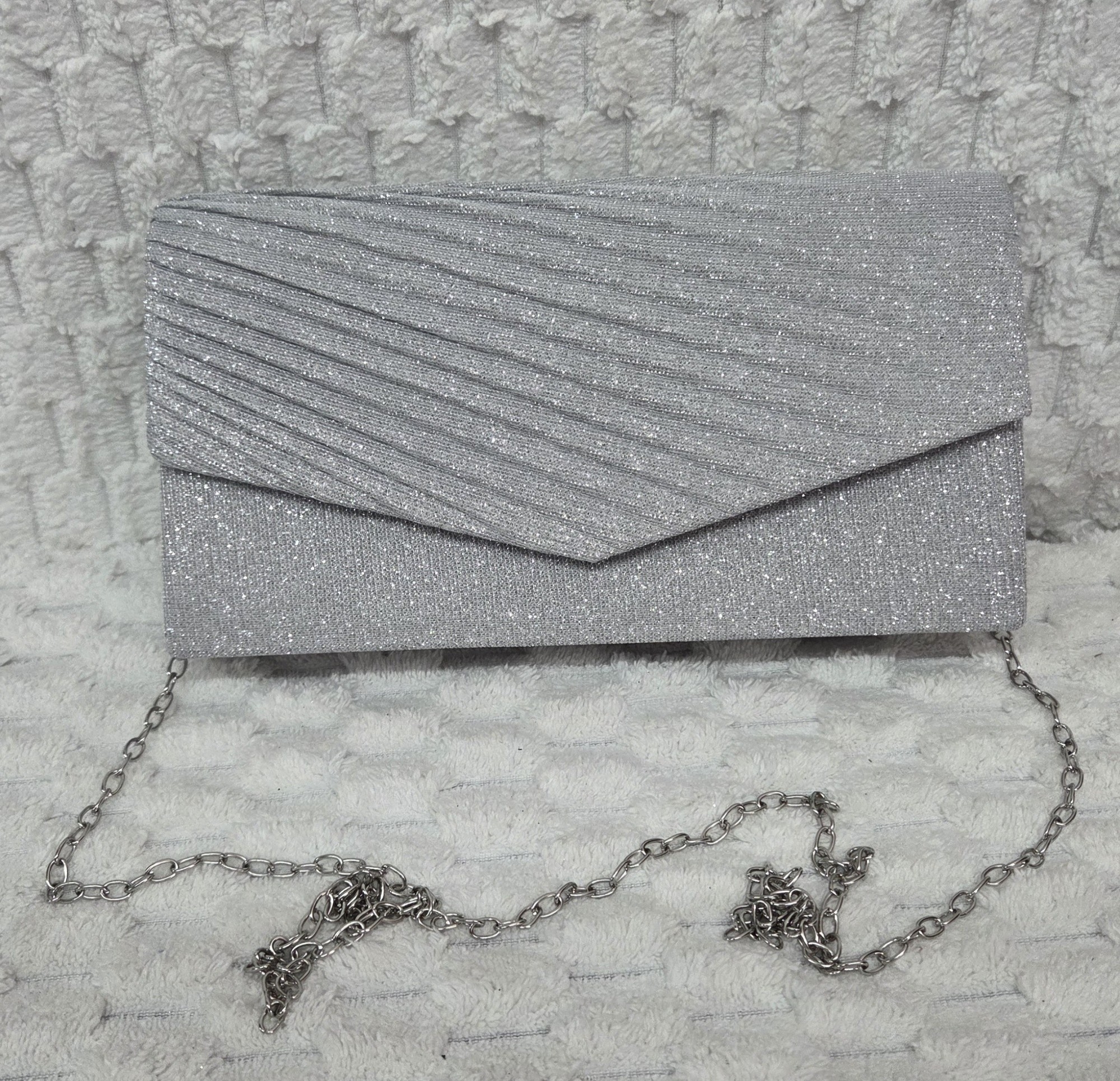 Hermoso sobre de Fiesta con Cadena Desmontable - Imagen 3
