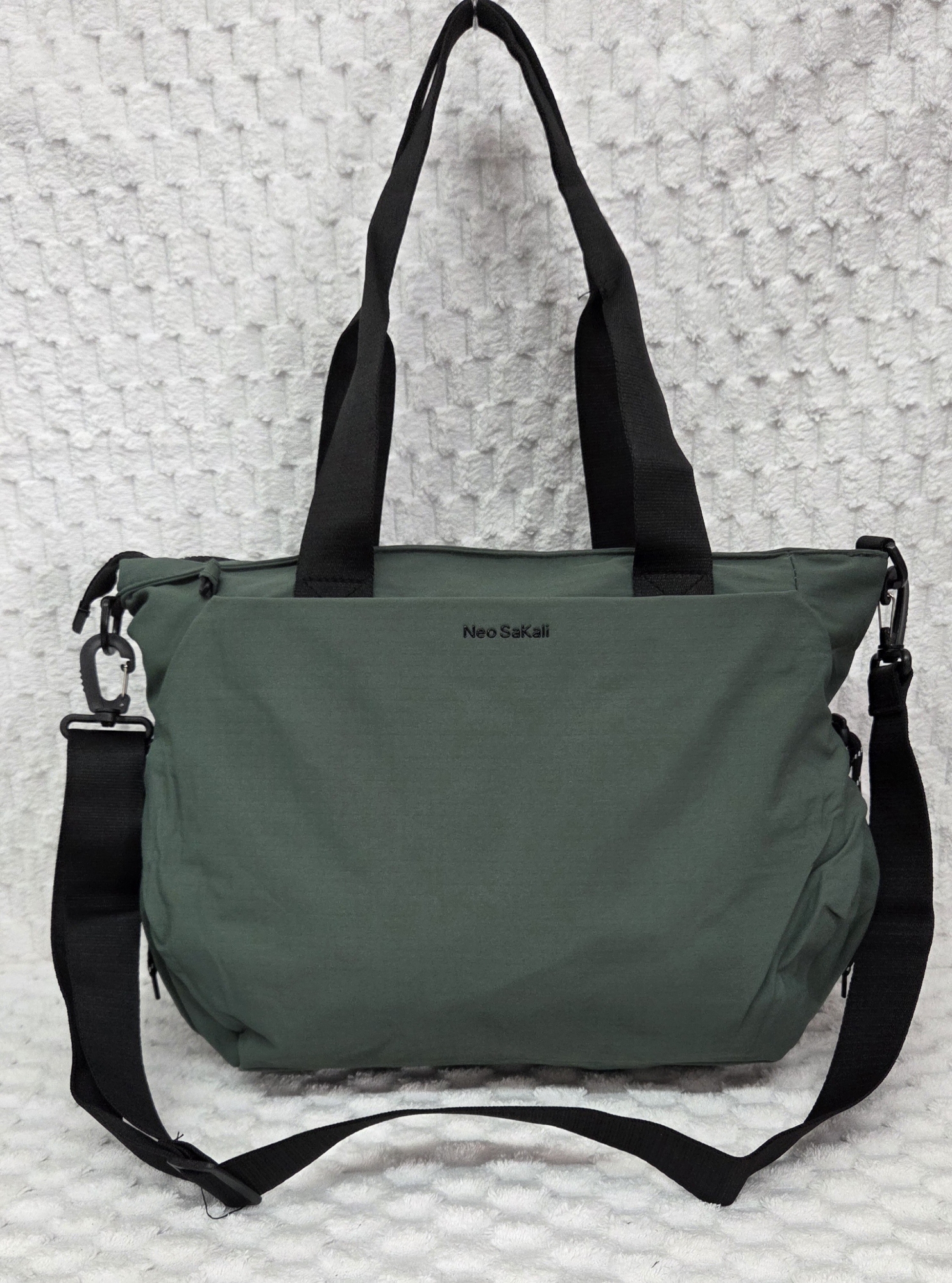 Bolso Morral Grande de Tela Impermeable Excelente Calidad - Imagen 1