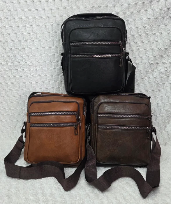 Morral Cruzado de Hombre en Cuero Pu con Tira Regulable