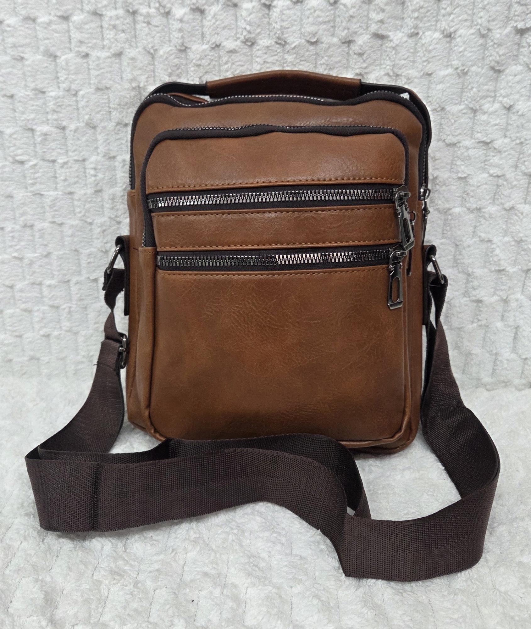 Morral Cruzado de Hombre en Cuero Pu con Tira Regulable - Imagen 2