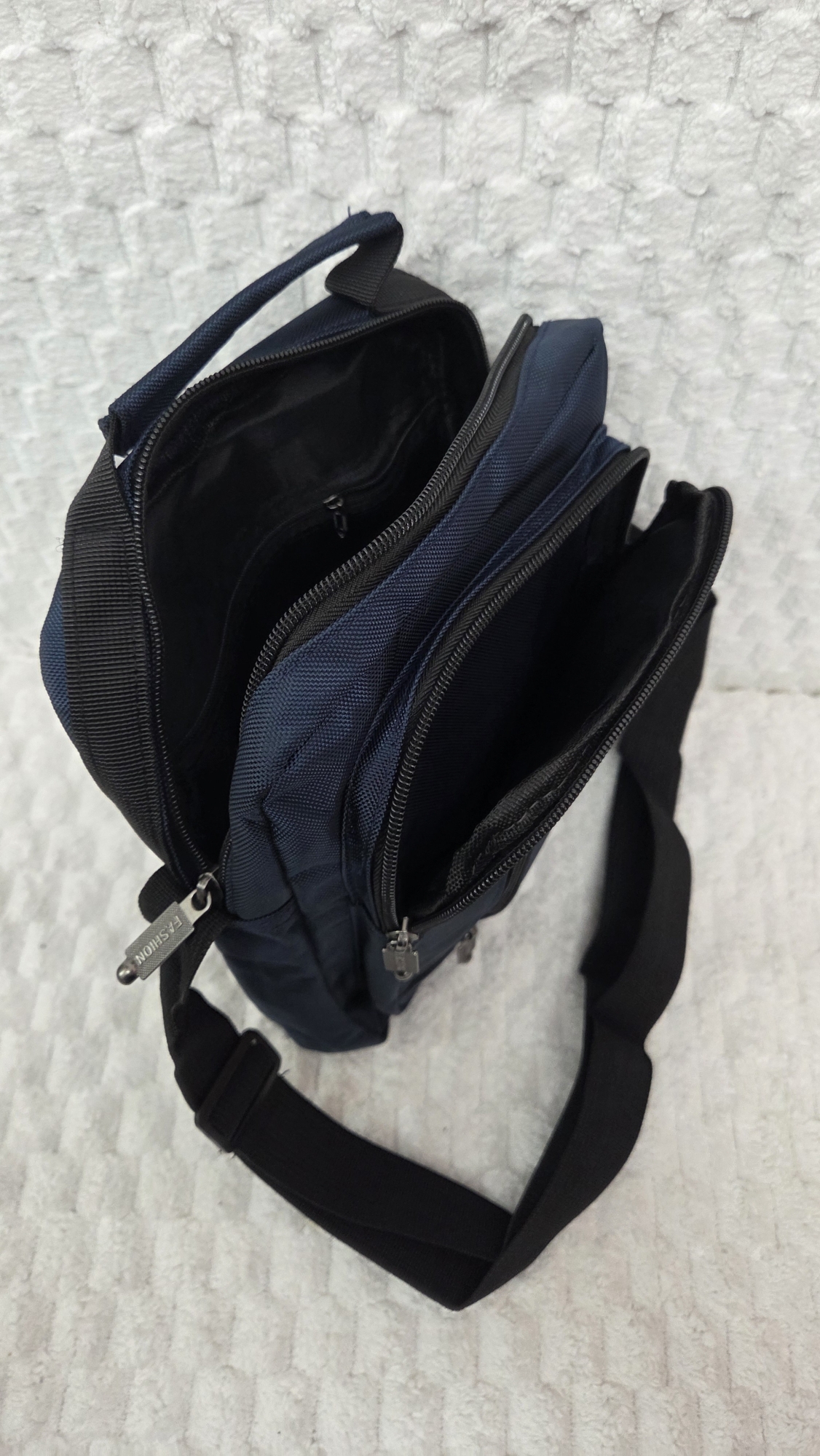 Morral Cruzado de Tela Impermeable Excelente Calidad - Imagen 5