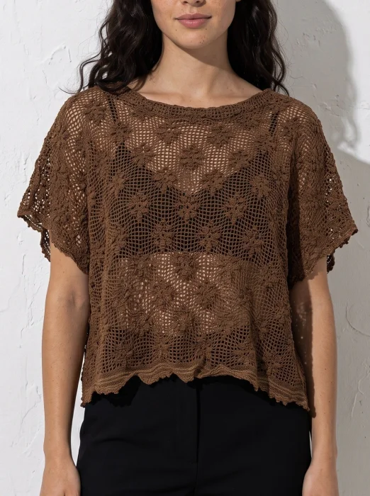 Remeras Cortas de Broderie