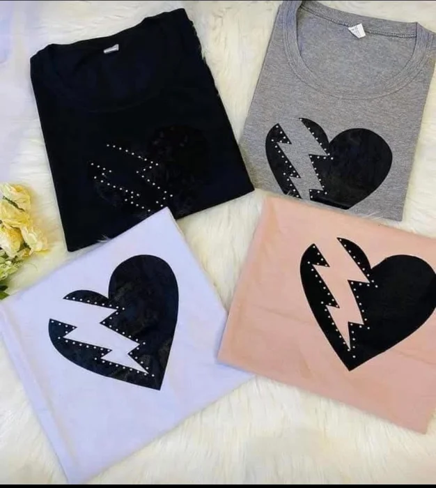 Remera Premiun Aplique Dama