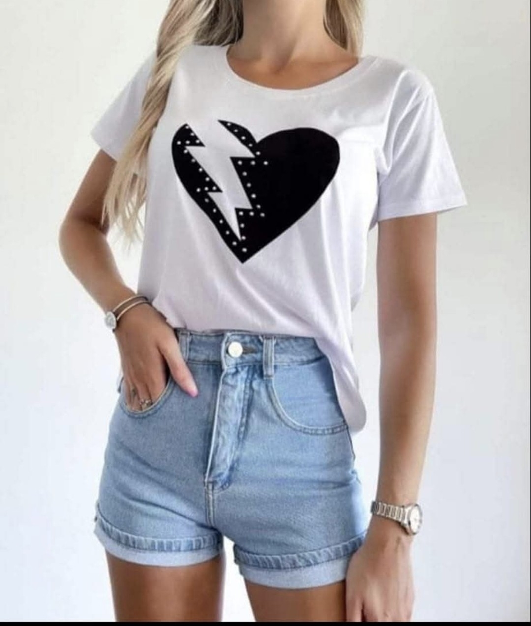 Remera Premiun Aplique Dama - Imagen 2