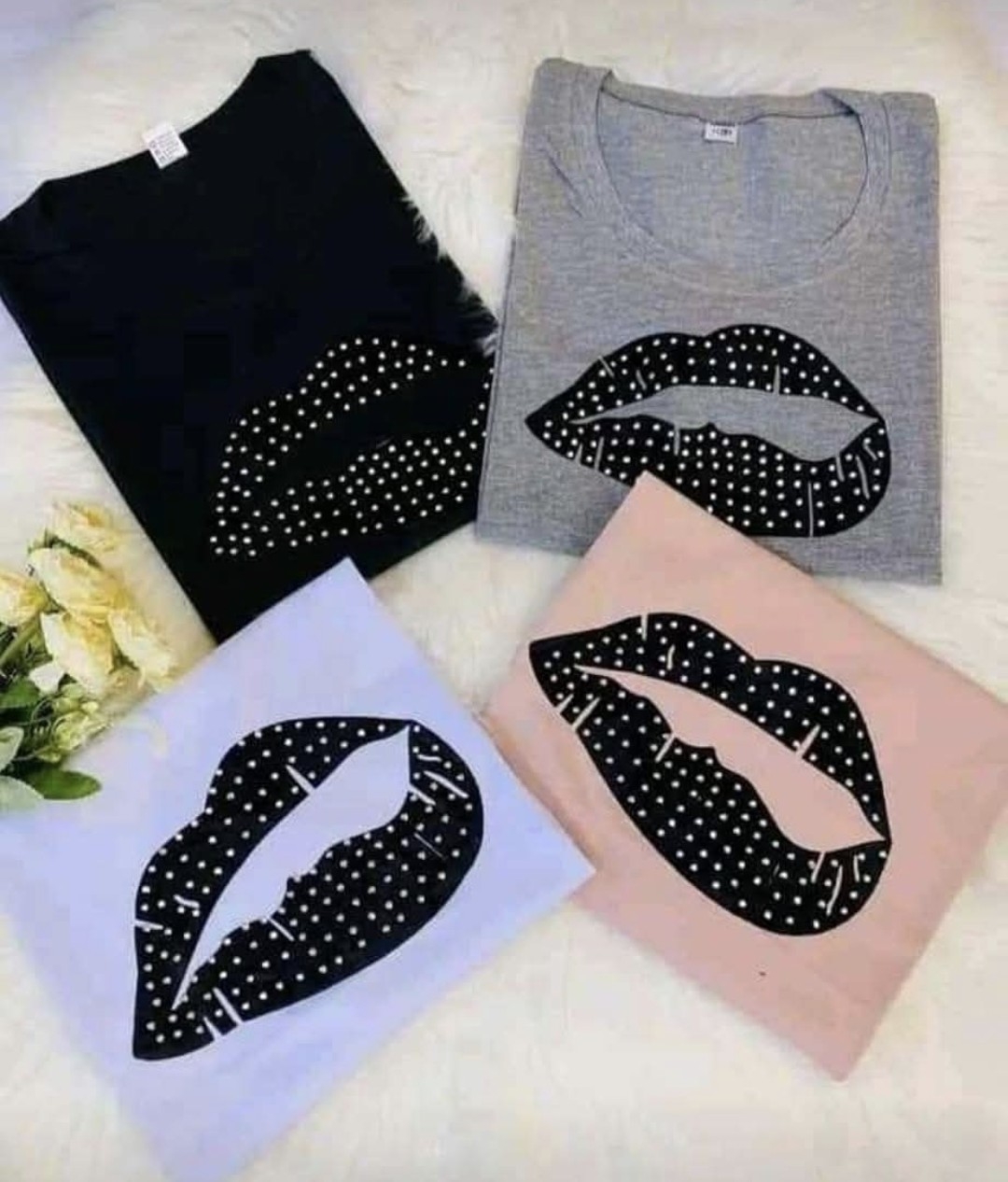 Remera Premiun Aplique Dama - Imagen 3