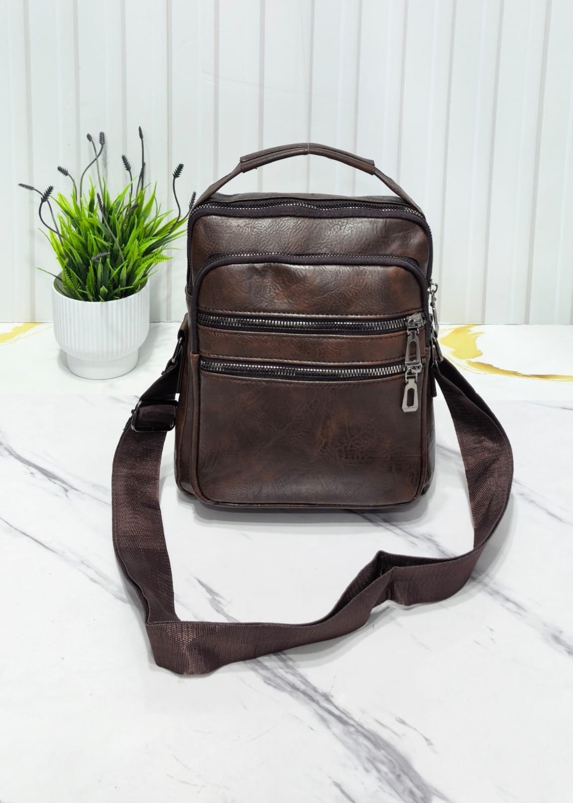 Morral Cuero Pu*
pra Hombre Excelente Calidad - Imagen 4