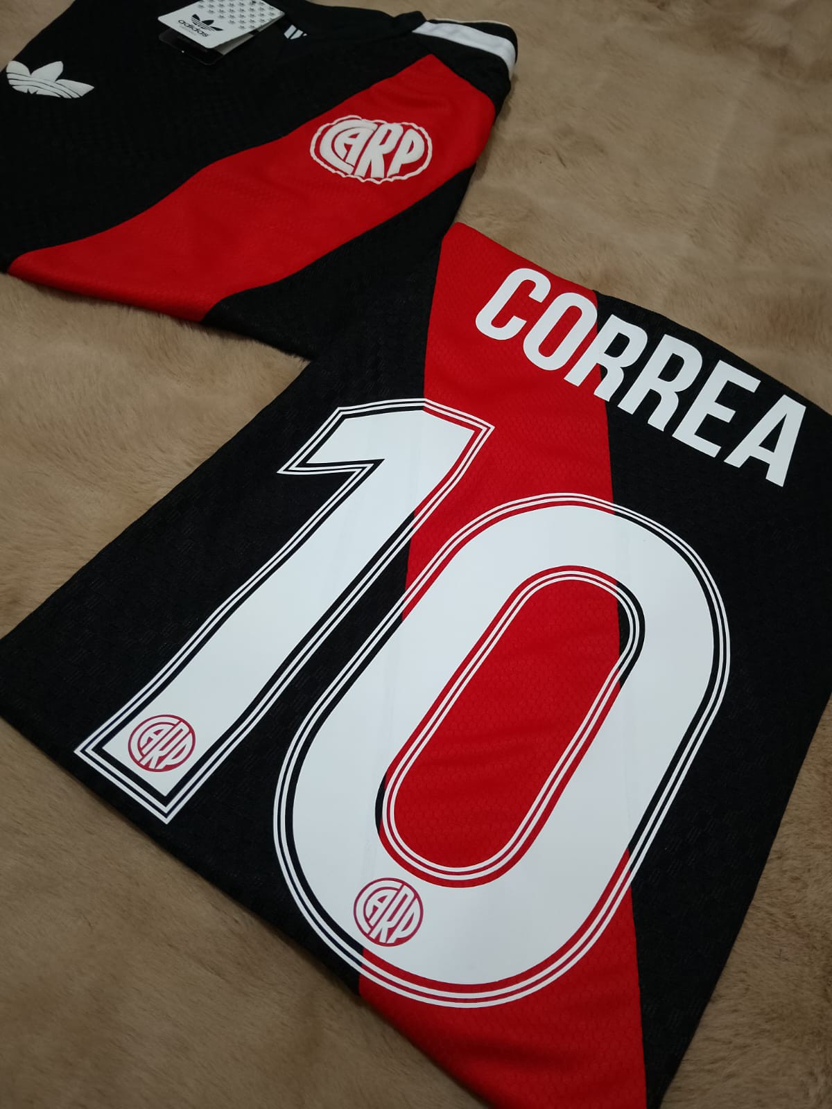 Camiseta River Plate Alternativa _modelo 2026-2027 - Imagen 4