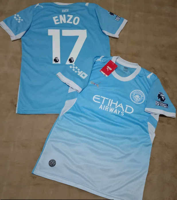 Camiseta City_ Enzo Fernández Modelo 2026.