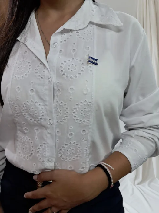 Camisa de Broderie