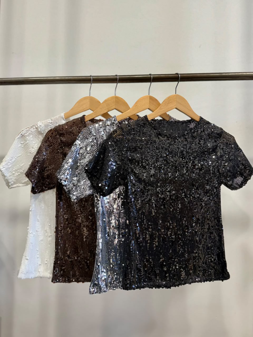 Lentejuela Remera - WhatsApp%20Image%202026-09-25%20at%209.31.50%20AM.jpeg