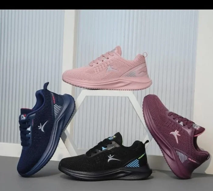 Zapatillas y Portada Chilenas