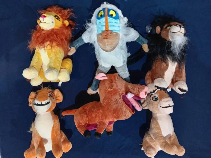 Peluches del Rey León