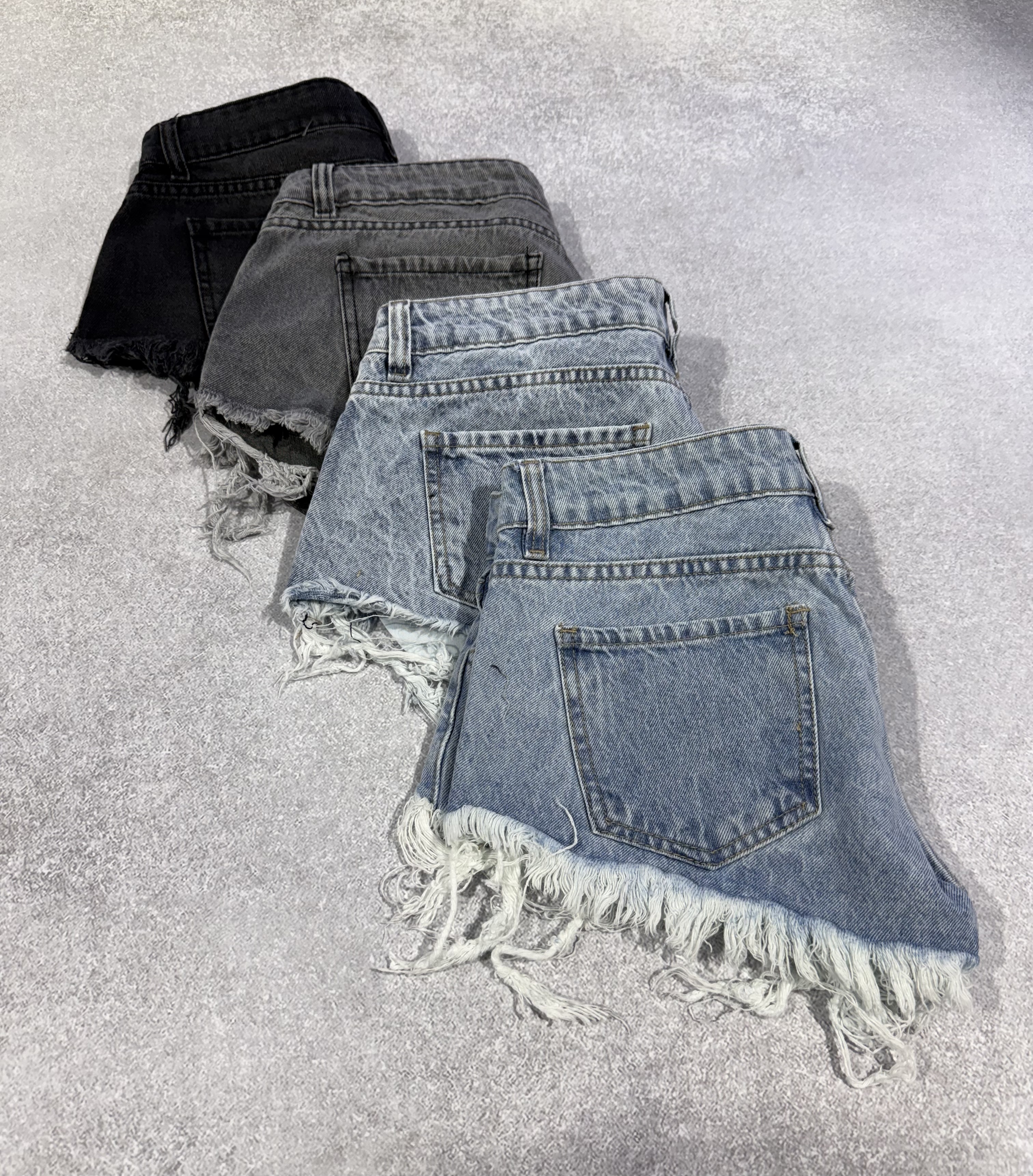 Short Denim Tiro bajo y Alto Talles 34 al 42 - IMG_9054.jpeg