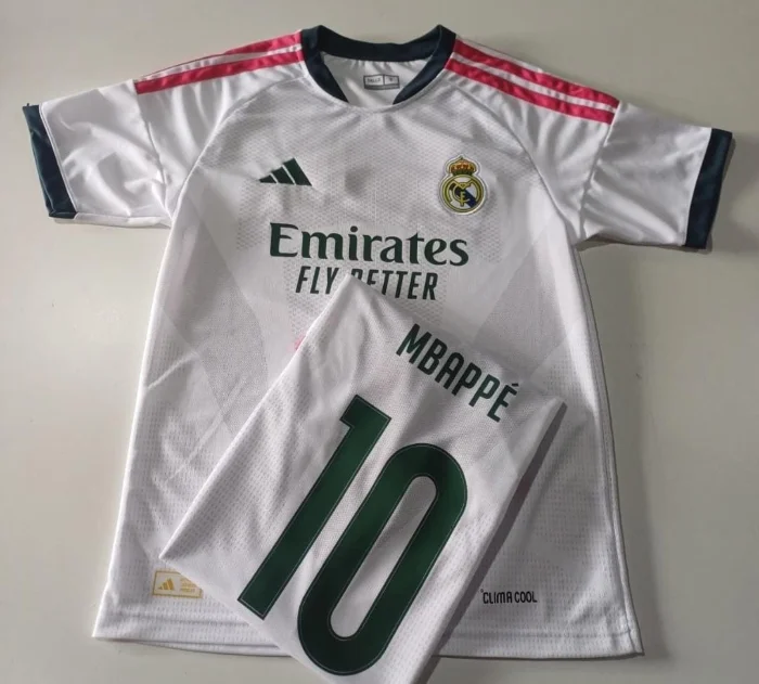 Camisetas de Fútbol Real Madrid
