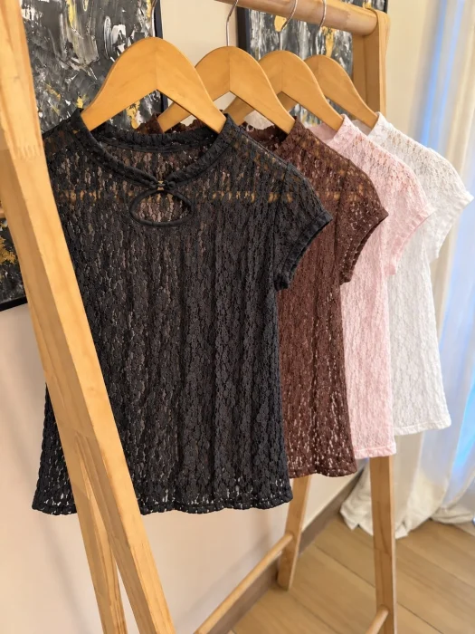 Remera de Encaje Susex
