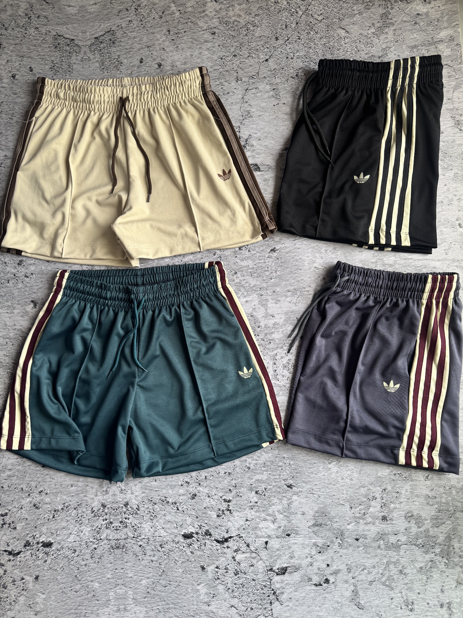 Short - Imagen 4