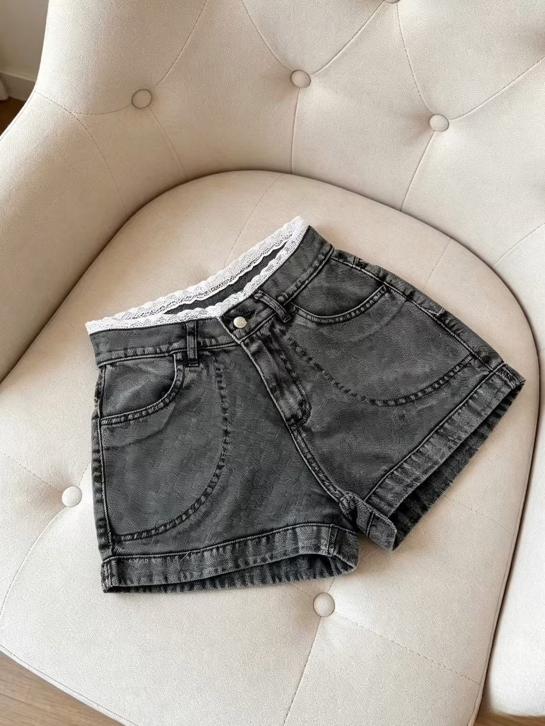 Short Gris Tiro Alto C/ Puntilla - Imagen 3