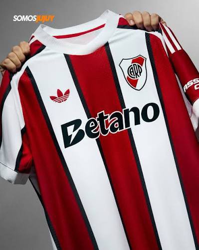 Camisetas Logo Bordados Varios Equipos - Imagen 2