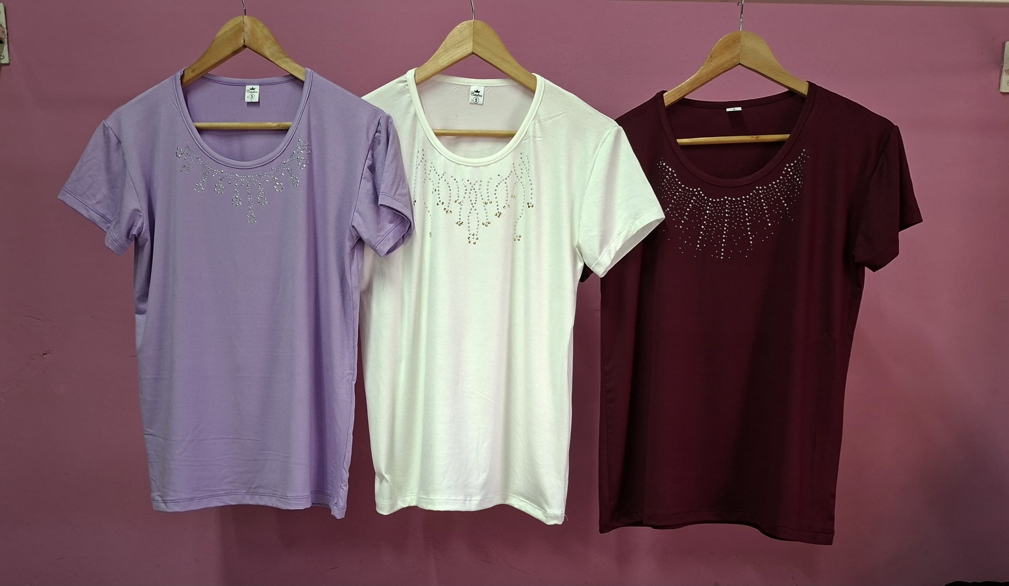 Remera Brillo Collar - Imagen 2