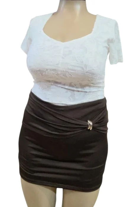 Shorts Pollera de Microfibra con Hebilla