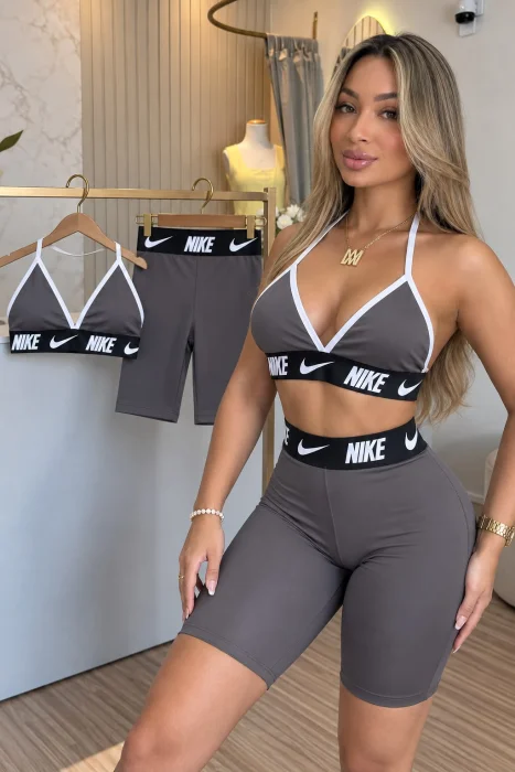  Conjunto Active