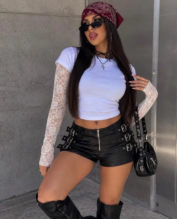 Short Engomado Triple Cinto