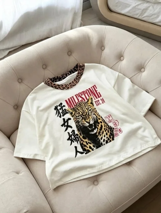 Remera Cuello Tejido