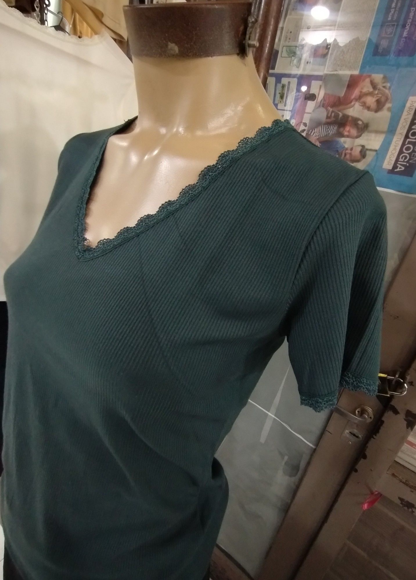 Remera con Puntilla - Imagen 2