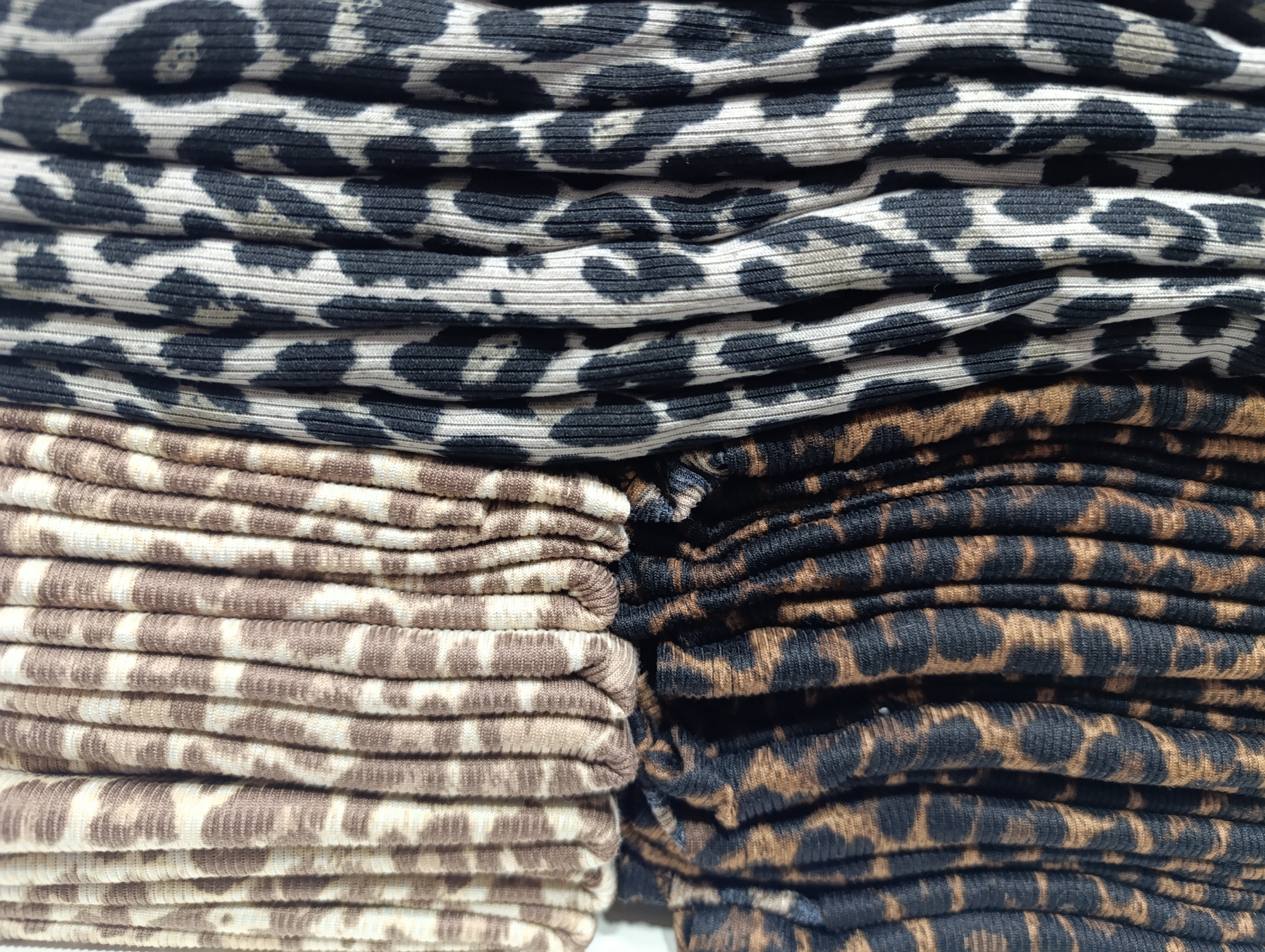 Vestidos Animal Prince con Abertura al Costado de Morley - Imagen 5