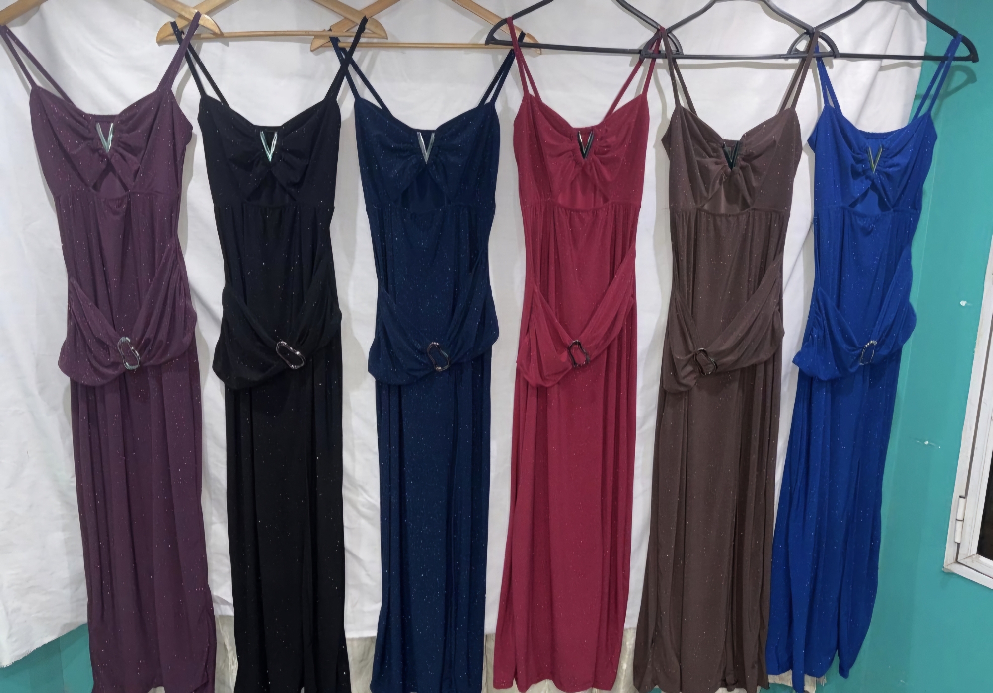 Vestido Fiesta  Gliter con Detalle - Imagen 3